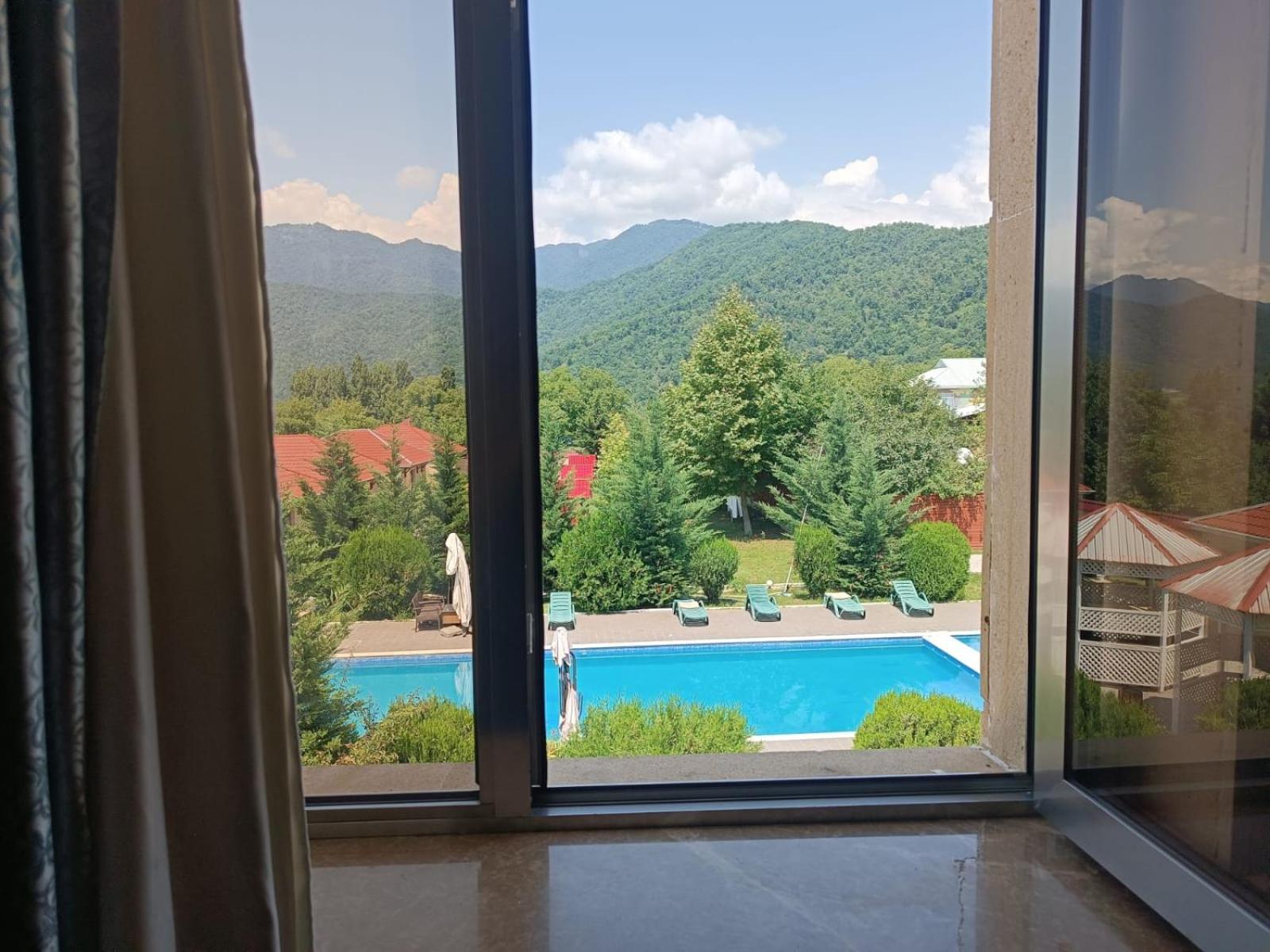 Gabala Bliss Inn Hotel And Restaurant 外观 照片